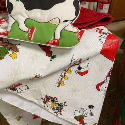 CHRISTMAS KITCHEN ITEM