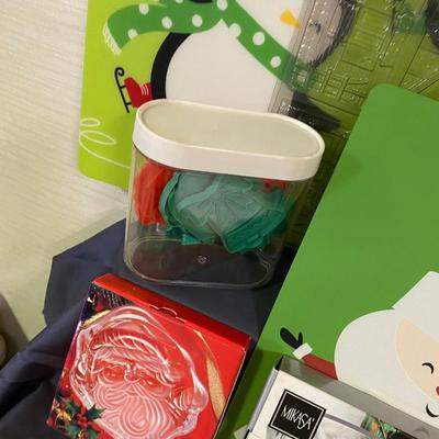 CHRISTMAS KITCHEN ITEM