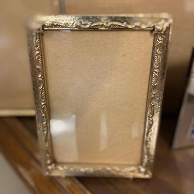 PICTURE FRAMES