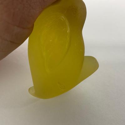 -90- HEISEY | By Imperial Frosted Sunshine Yellow Wood Ducklings | Marked