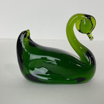 -94- PILGRIM | Green Swan Paperweight Figure