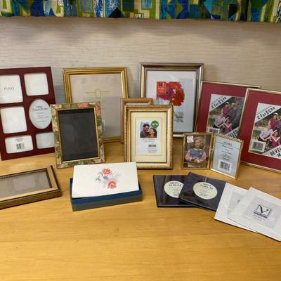 PICTURE FRAMES