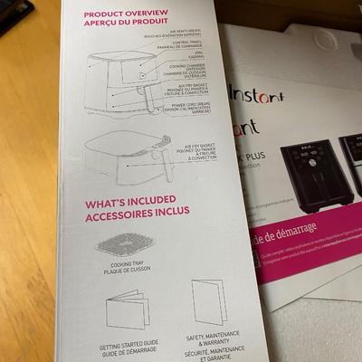 NIB INSTANT CONVECTION AIR FRYER