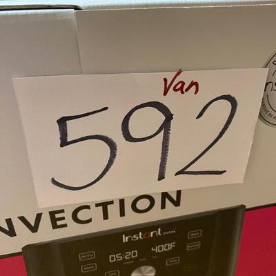 NIB INSTANT CONVECTION AIR FRYER
