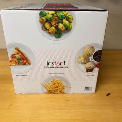 NIB INSTANT CONVECTION AIR FRYER