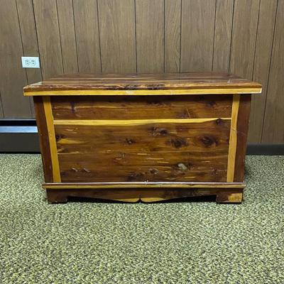 CEDAR CHEST ON WHEELS