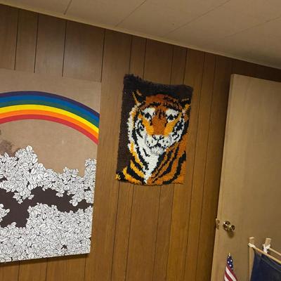 LATCH HOOK TIGER AND LARGE FABRIC PRINT