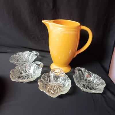 YELLOW FIESTAWARE COFFEE POT/PITCHER AND 4 GLASS CABBAGE LEAF DISHES