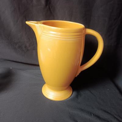 YELLOW FIESTAWARE COFFEE POT/PITCHER AND 4 GLASS CABBAGE LEAF DISHES