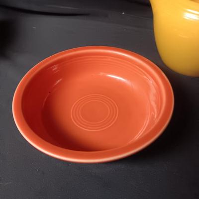 FIESTAWARE 2 SERVING BOWLS AND STOUT YELLOW PITCHER