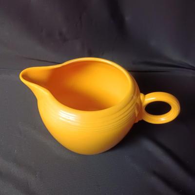 FIESTAWARE 2 SERVING BOWLS AND STOUT YELLOW PITCHER
