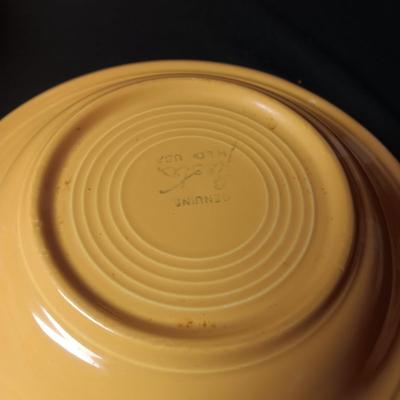 FIESTAWARE 2 SERVING BOWLS AND STOUT YELLOW PITCHER