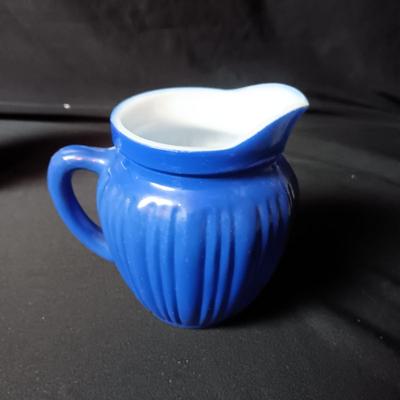 MID-CENTURY HAZEL ATLAS RIBBED GLASS CREAMERS