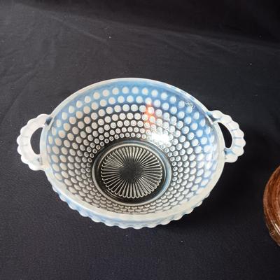 MOONSTONE BOWL AND YELLOW HEN ON NEST