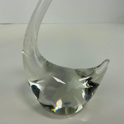 -135- ART GLASS | Clear Glass Mid Century Swan Figures