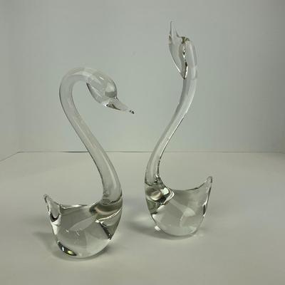 -135- ART GLASS | Clear Glass Mid Century Swan Figures