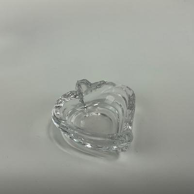 -150- COLLECTIBLE | Clear Glass Handled Dome & Salt Cellar