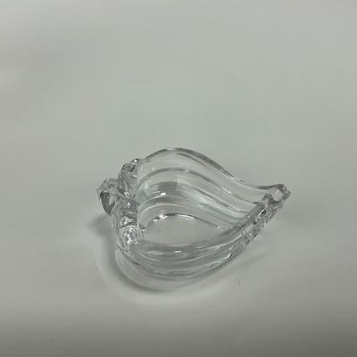 -150- COLLECTIBLE | Clear Glass Handled Dome & Salt Cellar