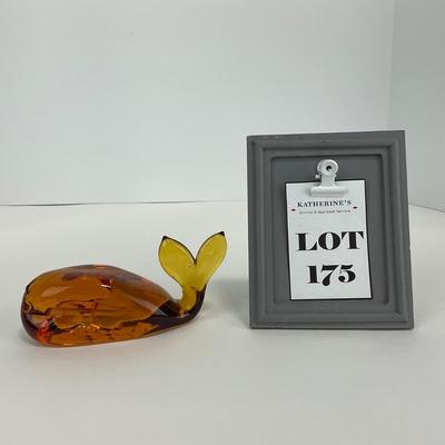 -175- VIKING | Amber Glass Whale Figure