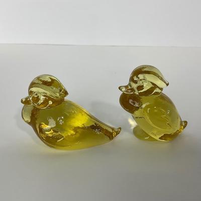 -186- HEISEY | By Imperial Sunshine Yellow Momma Wood Duck & Ducklings | Marked