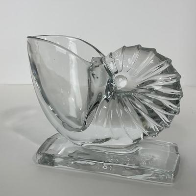 -198- NEW MARTINSVILLE | 1940â€™s Crystal Nautilus Sea Shell Bookends
