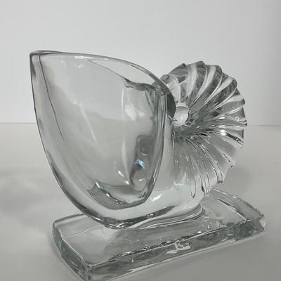 -198- NEW MARTINSVILLE | 1940â€™s Crystal Nautilus Sea Shell Bookends
