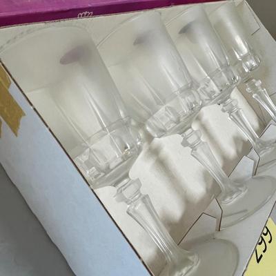 Lady Victoria Wine Glasses