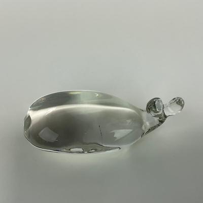 -218- PILGRIM | Clear Glass Whale paperweight Figure