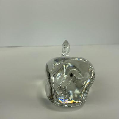 -218- PILGRIM | Clear Glass Whale paperweight Figure