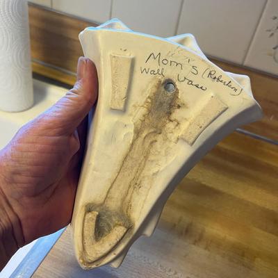 McCoy Fan vase wall pocket