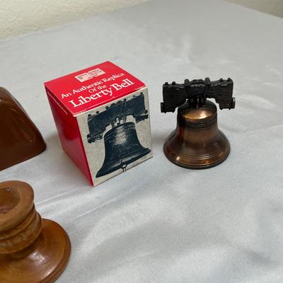 Lot of vintage decor