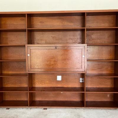 Oversized, HEAVY Wall Unit-READ MEASUREMENTS
