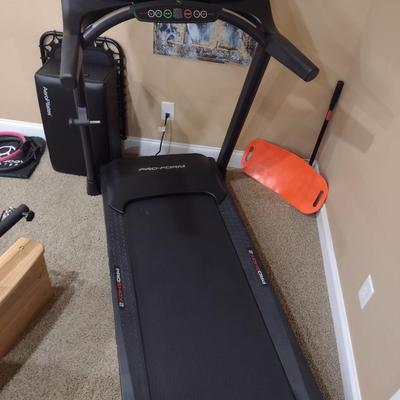 Pro-Form ProShoX2 Exercise Treadmill with Interval Training Control Panel