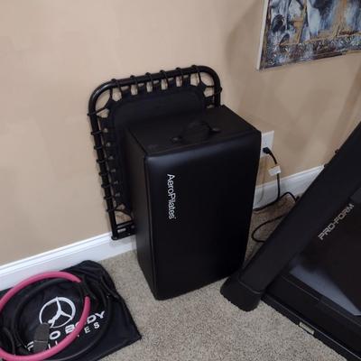 AeroPilates Exercise Platform with Workout Accessories (See all Pictures)