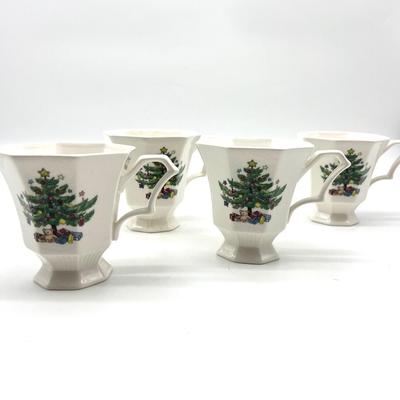 NIKKO Christmastime~18 Pieces