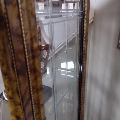 Contemporary Italian Venetian Lacquer Finish Lighted Curio with Glass Shelves Exclusive to Fifth Avenue Furniture