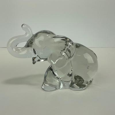 -315- HIESEY | Clear Glass Elephant figure