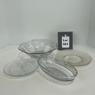 -324- COLLECTIBLE | Miscellaneous Glassware Pieces