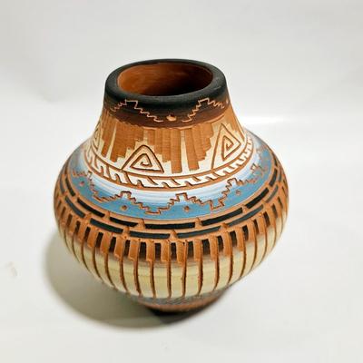 Southwest Native American Pottery, Etchware of significant size handcrafted and signed