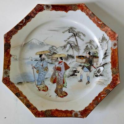 Kutani Porcelian Plate, antique handpainted plate from Japan