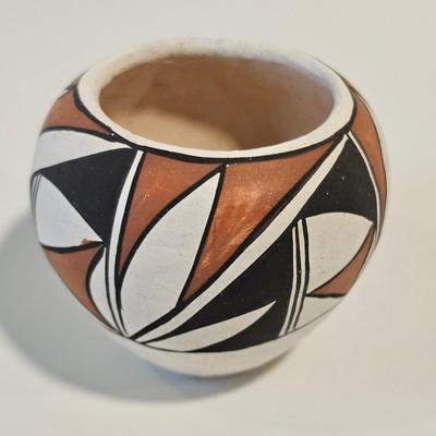 Acoma Pueblo Mini Pot