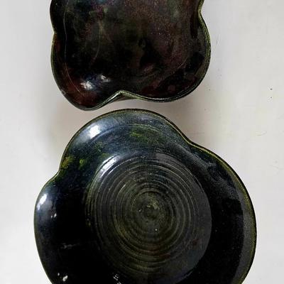 Japanese 1800s Metallic-looking Bowl Set Raku Glaze in beautiful form