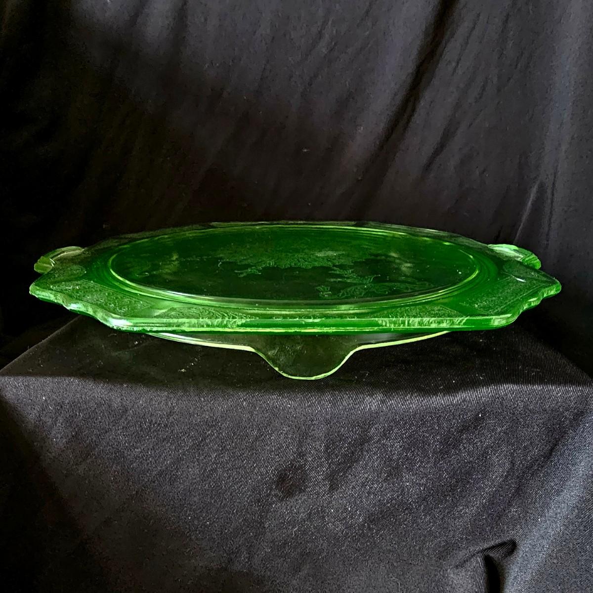 Uranium Glass Cake Serving Plate With Beautiful Detail And Glow A 101571979 Pmsn5s11f16dl5bd
