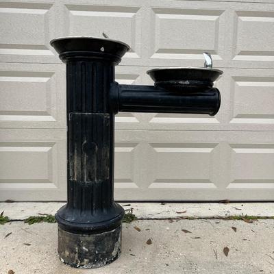 Haws Barrier-Free Steel Pedestal Fountain