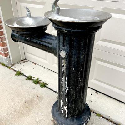 Haws Barrier-Free Steel Pedestal Fountain