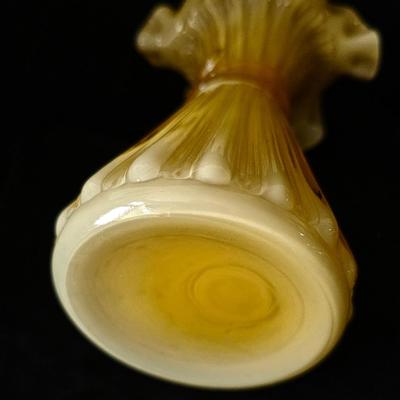 FENTON Honey Butterscotch WHEAT VASE Hand Blown Cased Glass Ruffle Rim 7.75"