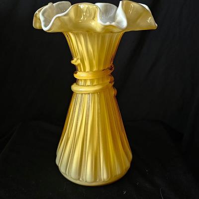 FENTON Honey Butterscotch WHEAT VASE Hand Blown Cased Glass Ruffle Rim 7.75"