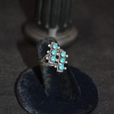 Vintage Sterling Navajo Ring with Turquoise Size 5.5 3.6g