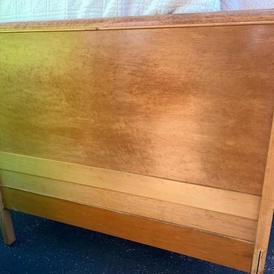 Birdseye Maple Vintage Bedroom Set Reduced ! 25%