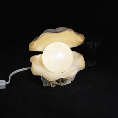 Very Cool Pearl in Shell Night Light 7